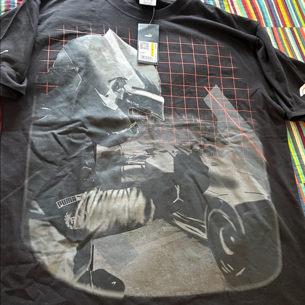 1/2 Sale Puma F1 Black Short-Sleeve Racing Graphic Tee I have large and medium